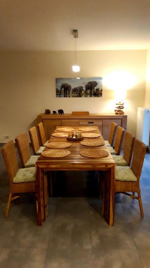Maison Et Velos A Godinne Dans La Vallee De La Meuse Buitenkant foto